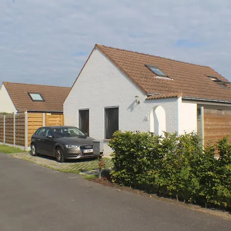 Prázdninový dům Ruhig Gelegenes In By Interhome