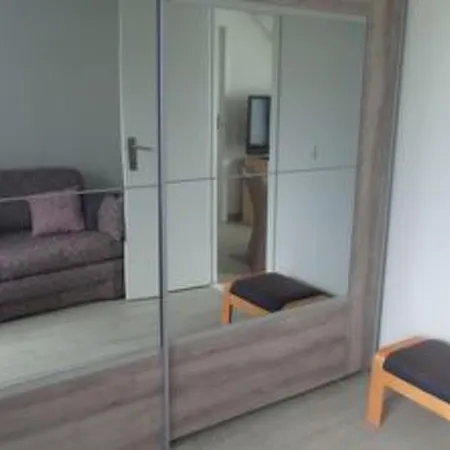 Nyaraló Ruhig Gelegenes In By Interhome *